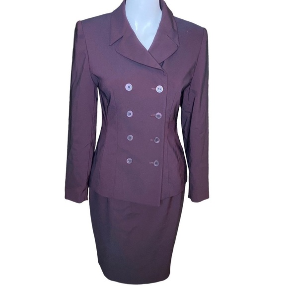 Amanda Smith Double Breasted Suit Dark Maroon Size 2P - Picture 1 of 6